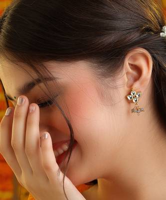 Grey beaded kundan stud earrings 1