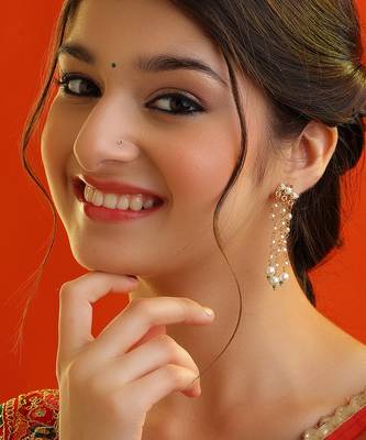 White stones pearl drop earrings 1