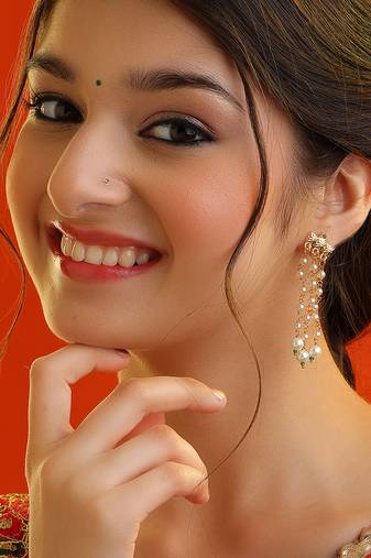White stones pearl drop earrings