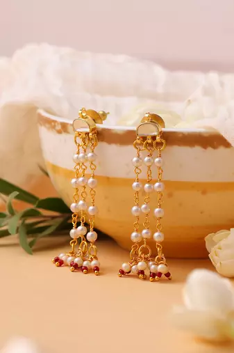 White stones red beaded pearl drop earrings