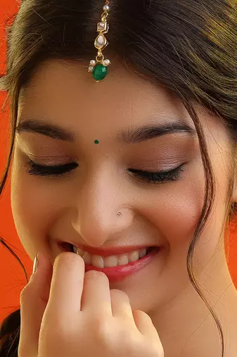 Green stone kundan maang tikka