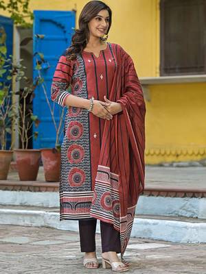 Floral Printed Notch Neck Straight Kurta With Trousers & Dupatta 3