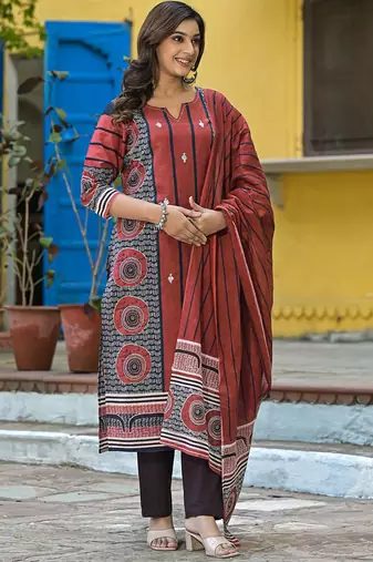 Floral Printed Notch Neck Straight Kurta With Trousers & Dupatta