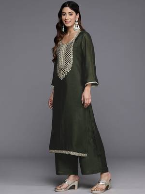 Ethnic Motifs Yoke Design Kurta with Palazzos & Dupatta 6