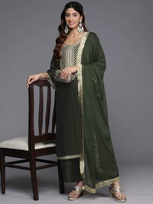Ethnic Motifs Yoke Design Kurta with Palazzos & Dupatta 8