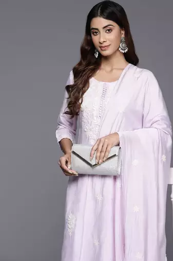 Women Floral Embroidered Regular Thread Work Kurta with Trousers & With Dupatta