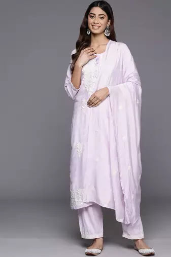 Women Floral Embroidered Regular Thread Work Kurta with Trousers & With Dupatta