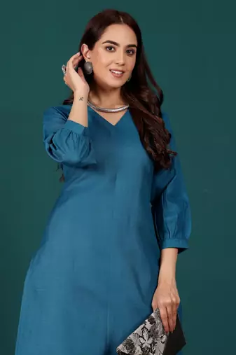 Women V-Neck Regular Kurta with Trousers