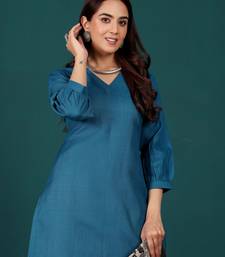 Women V-Neck Regular Kurta with Trousers