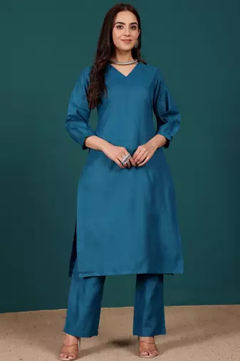 Women V-Neck Regular Kurta with Trousers