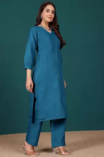 Women V-Neck Regular Kurta with Trousers