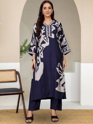 Women Abstract Printed V Neck Flared Sleeve Kurta with Trouser 1