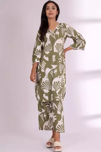 Women Abstract Printed V-Neck Pure Cotton Kurta with Palazzos
