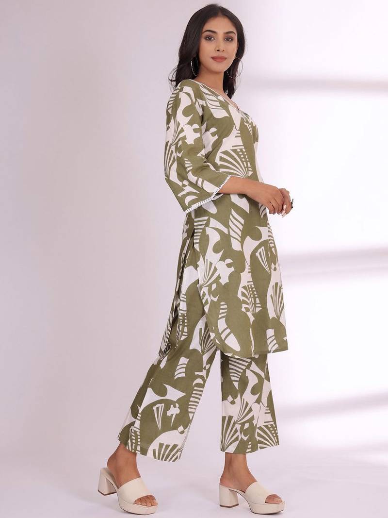 Women Abstract Printed V-Neck Pure Cotton Kurta with Palazzos