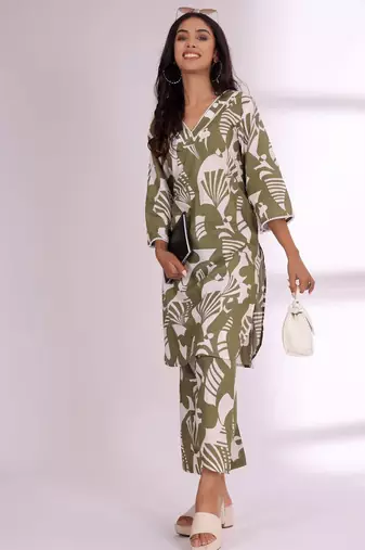 Women Abstract Printed V-Neck Pure Cotton Kurta with Palazzos