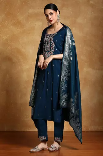 Floral Embroidered Round Neck Straight Kurta With Trousers & Dupatta