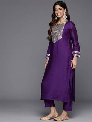 Floral Yoke Design Sequinned Chanderi Silk Straight Kurta With Trouser & Dupatta 7