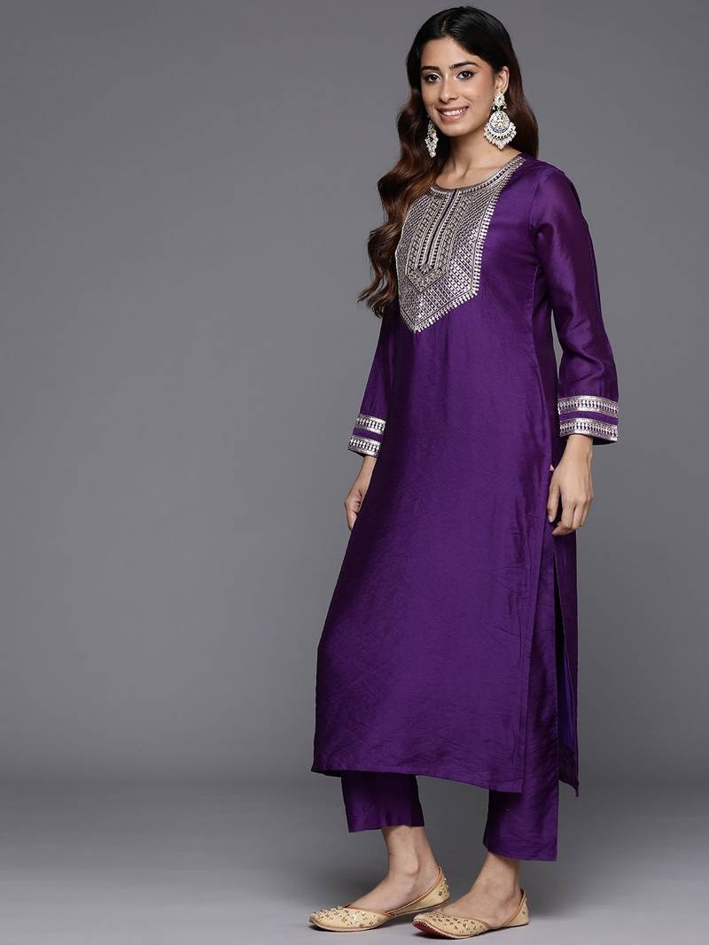 Floral Yoke Design Sequinned Chanderi Silk Straight Kurta With Trouser & Dupatta