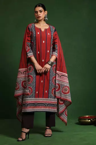 Women Printed Regular Pure Cotton Kurta with Trousers & With Dupatta