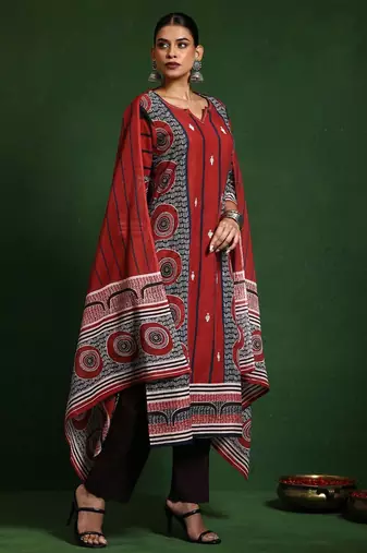 Women Printed Regular Pure Cotton Kurta with Trousers & With Dupatta