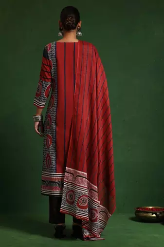 Women Printed Regular Pure Cotton Kurta with Trousers & With Dupatta