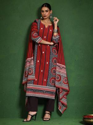 Women Printed Regular Pure Cotton Kurta with Trousers & With Dupatta 6
