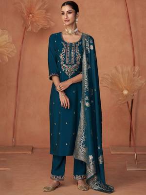 Floral Embroidered Zari Work Round Neck Straight Kurta With Trousers & Dupatta 1