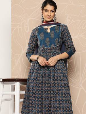 Floral Printed Empire Pure Cotton Kurta With Trousers & Dupatta 2
