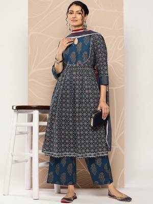 Floral Printed Empire Pure Cotton Kurta With Trousers & Dupatta 5