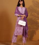 Floral Printed Pure Cotton Screen Print Straight Kurta With Trousers & Dupatta