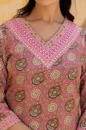 Women Floral Embroidered Regular Mirror Work Kurta with Trousers & With Dupatta