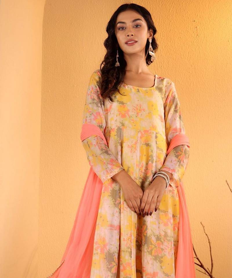 Yellow Floral Printed Square Neck Kurta With Trousers & Dupatta
