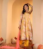 Yellow Floral Printed Square Neck Kurta With Trousers & Dupatta