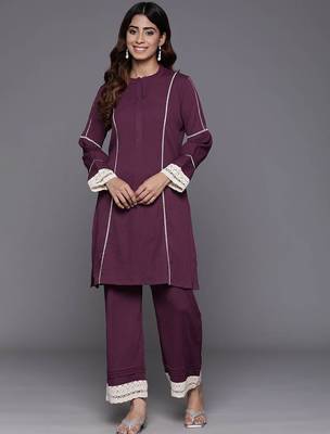 Violet Textured Mandarin Collar Straight Kurta With Trousers 1