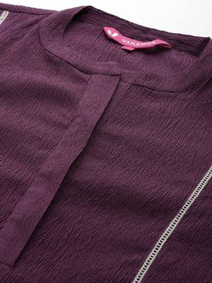 Violet Textured Mandarin Collar Straight Kurta With Trousers 2