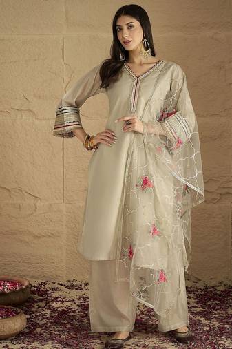 Ethnic Motifs Yoke Design Regular V-Neck Straight Kurta With Trousers And Dupatta
