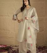 Ethnic Motifs Yoke Design Regular V-Neck Straight Kurta With Trousers And Dupatta