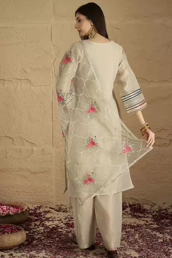 Ethnic Motifs Yoke Design Regular V-Neck Straight Kurta With Trousers And Dupatta