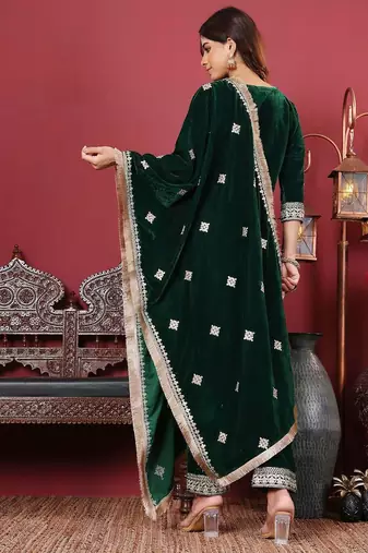 Green Floral Embroidered Regular Sequinned Velvet Kurta & Trouser & Dupatta
