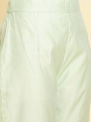 Floral Printed Kurta With Trousers & Dupatta 3