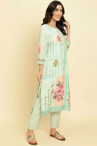 Floral Printed Kurta With Trousers & Dupatta