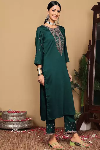 Women Ethnic Motifs Embroidered Regular Kurta with Trousers & With Dupatta
