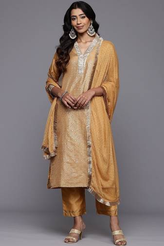 Sequinned Kurta With Trousers & Dupatta