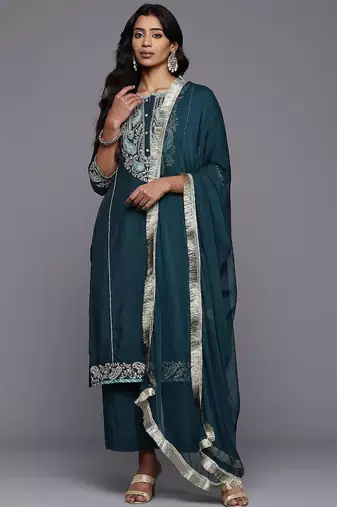Paisley Embroidered Zari Panelled Kurta With Trousers & Dupatta
