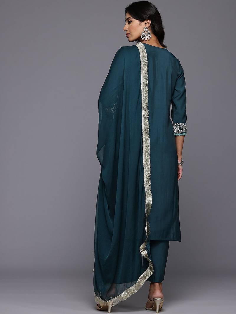 Paisley Embroidered Zari Panelled Kurta With Trousers & Dupatta