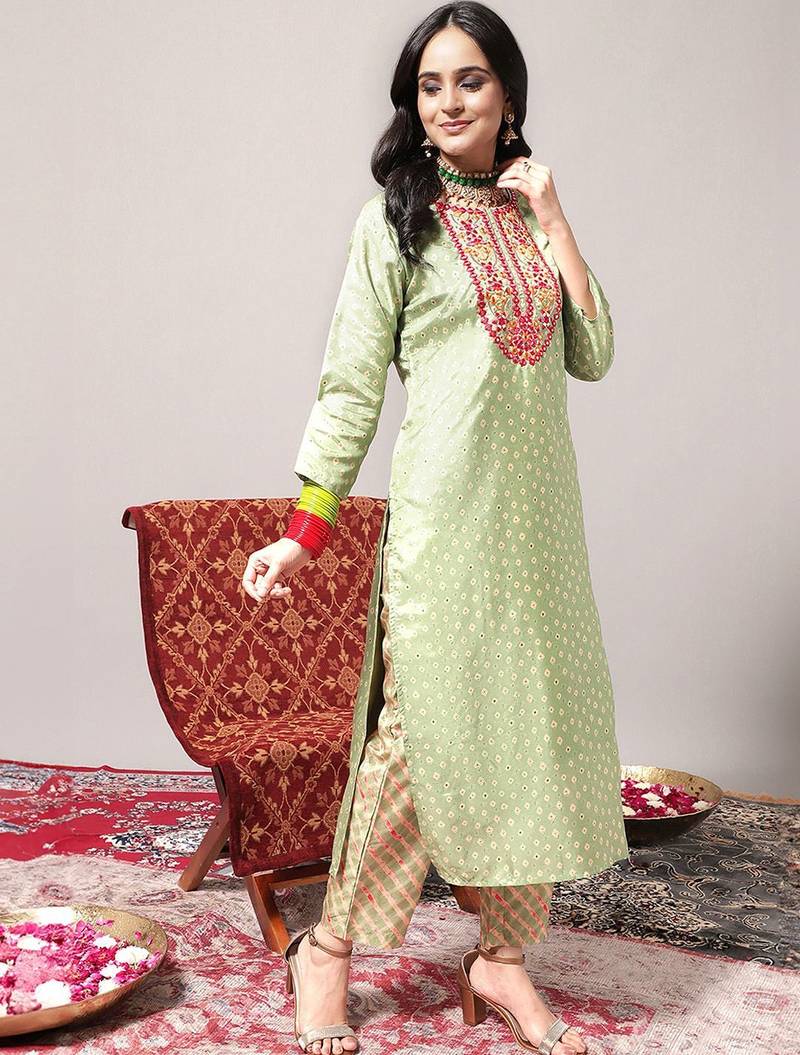 Women Green Leheriya Embroidered Mirror Work Kurta with Trousers & With Dupatta