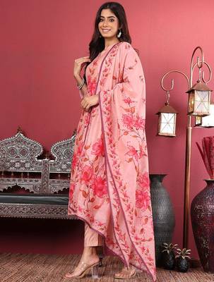 Floral Printed Kantha Work Chanderi Silk Straight Kurta with Trousers & Dupatta 5