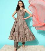 Floral Printed Regular Kurta with Trousers & With Dupatta