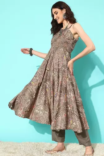 Floral Printed Regular Kurta with Trousers & With Dupatta