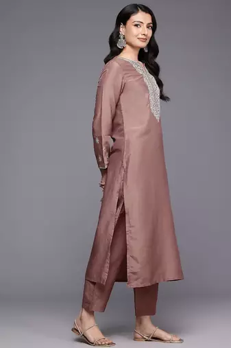 Ethnic Motifs Embroidered Zari Kurta With Trousers & Dupatta